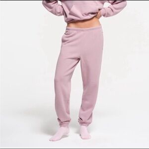 SKIMS *NWT COTTON FLEECE CLASSIC JOGGER | COLOR: DUSK | SIZE: XL